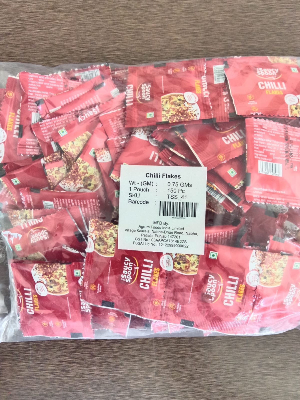 Bulk Chilli Flakes Sachets 0.75g for HORECA | 150 Sachets Bag| The Saucy Spoon