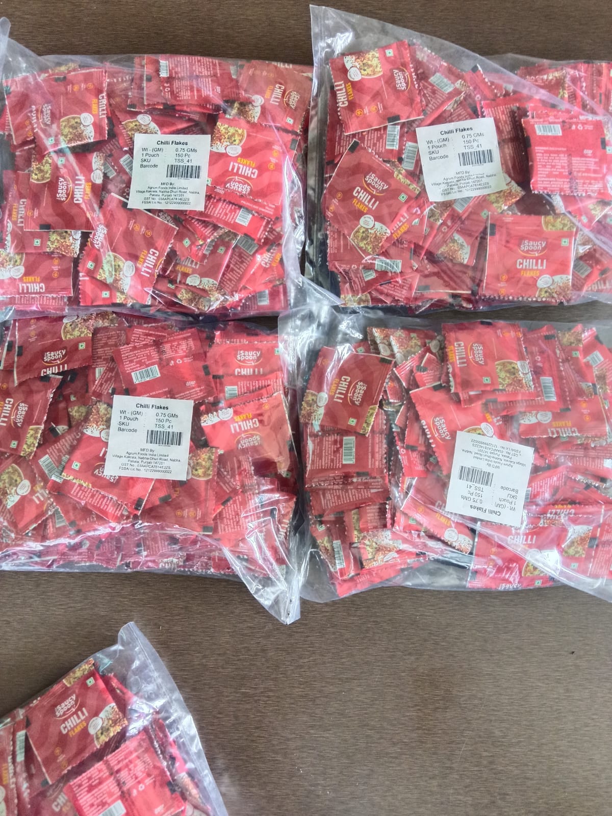 Bulk Chilli Flakes Sachets 0.75g for HORECA | 150 Sachets Bag| The Saucy Spoon